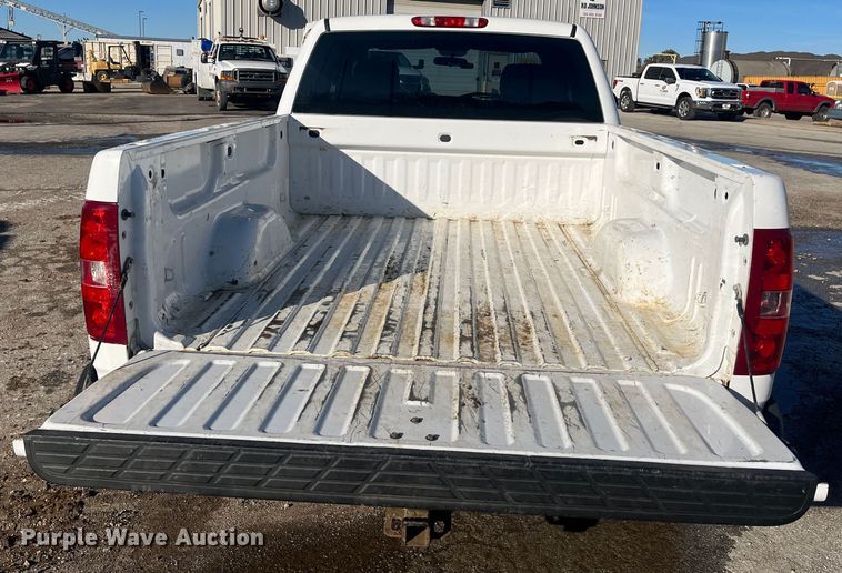 image for item DR7377 2012 Chevrolet Silverado 1500  Ext. Cab pickup truck