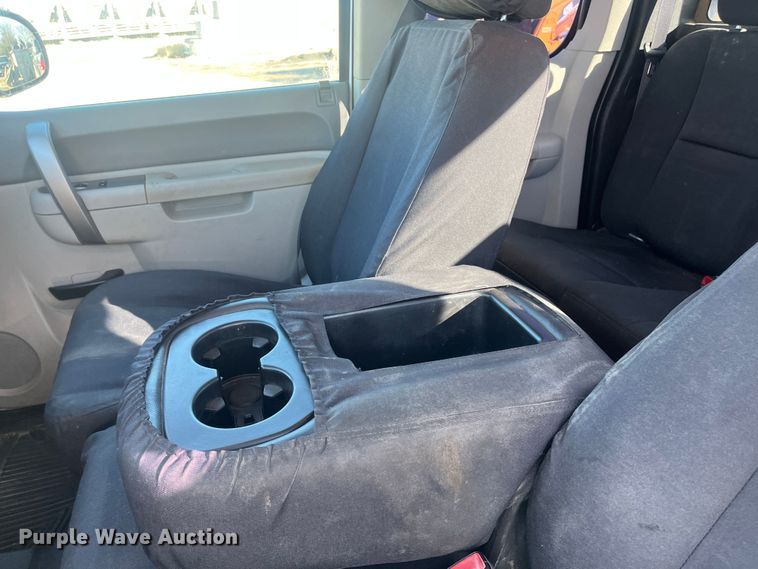 image for item DR7377 2012 Chevrolet Silverado 1500  Ext. Cab pickup truck