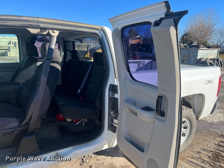 image for item DR7377 2012 Chevrolet Silverado 1500  Ext. Cab pickup truck