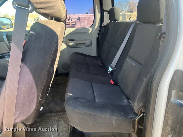 image for item DR7377 2012 Chevrolet Silverado 1500  Ext. Cab pickup truck