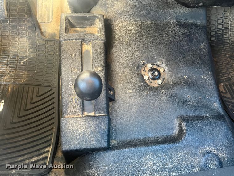 image for item DR7378 2013 Chevrolet Silverado 1500  Ext. Cab pickup truck