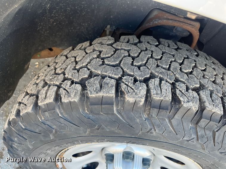 image for item DR7378 2013 Chevrolet Silverado 1500  Ext. Cab pickup truck