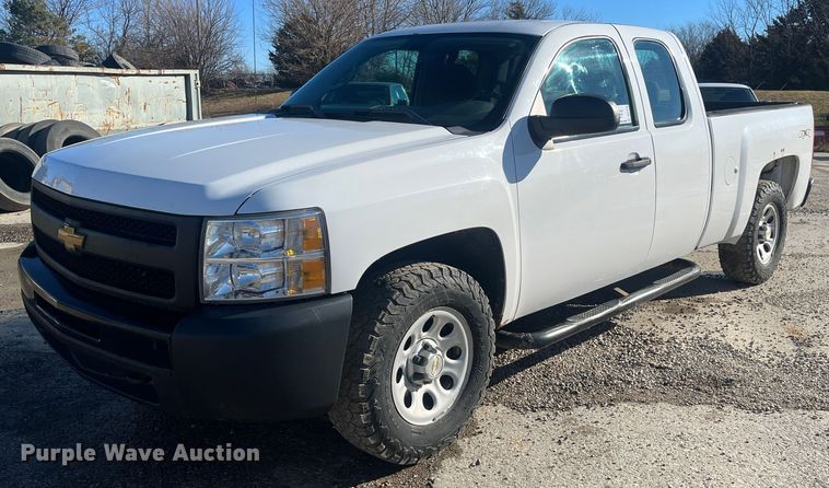 image for item DR7379 2013 Chevrolet Silverado 1500  Ext. Cab pickup truck