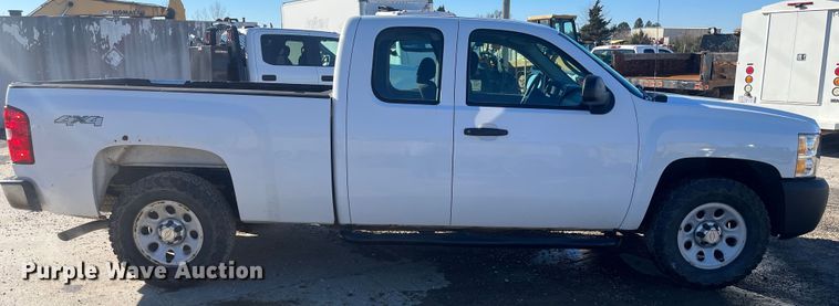 image for item DR7379 2013 Chevrolet Silverado 1500  Ext. Cab pickup truck