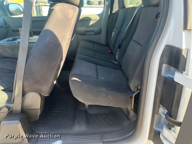 image for item DR7379 2013 Chevrolet Silverado 1500  Ext. Cab pickup truck