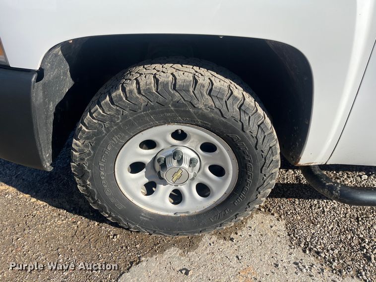 image for item DR7379 2013 Chevrolet Silverado 1500  Ext. Cab pickup truck