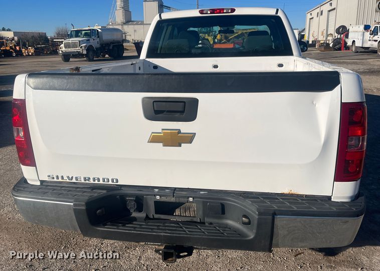 image for item DR7380 2013 Chevrolet Silverado 1500  Ext. Cab pickup truck