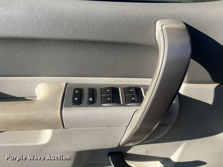 image for item DR7380 2013 Chevrolet Silverado 1500  Ext. Cab pickup truck