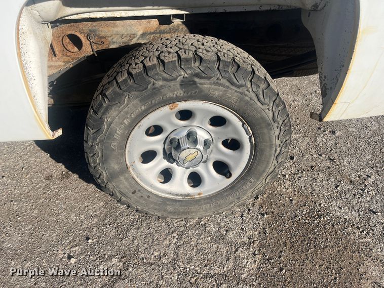 image for item DR7380 2013 Chevrolet Silverado 1500  Ext. Cab pickup truck