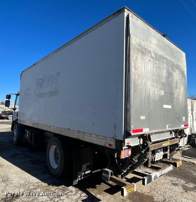 image for item DR7381 2013 Kenworth K370  box truck