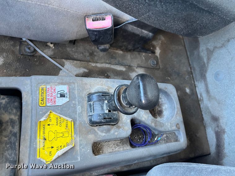 image for item DR7381 2013 Kenworth K370  box truck