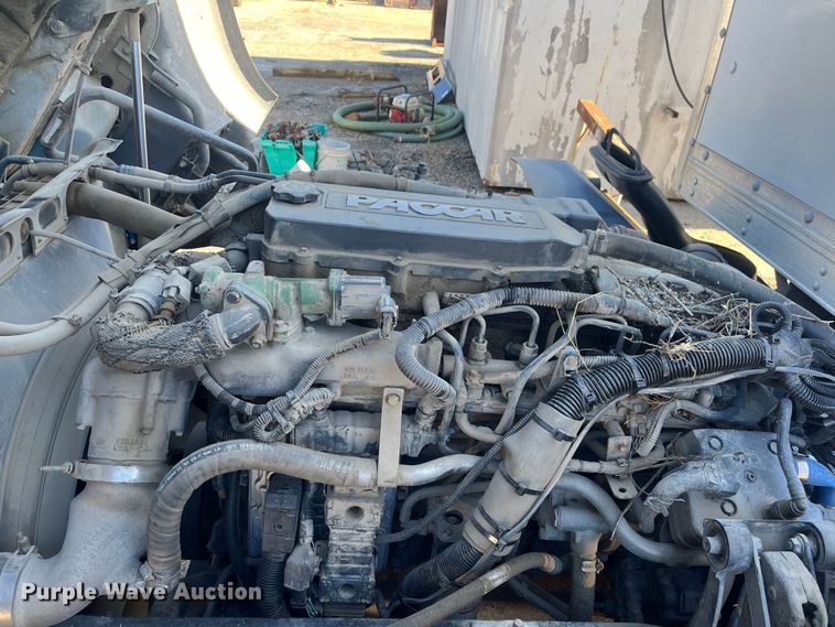 image for item DR7381 2013 Kenworth K370  box truck