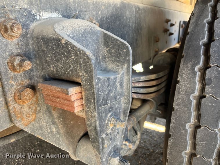 image for item DR7381 2013 Kenworth K370  box truck