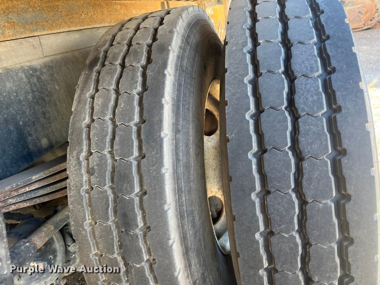 image for item DR7381 2013 Kenworth K370  box truck