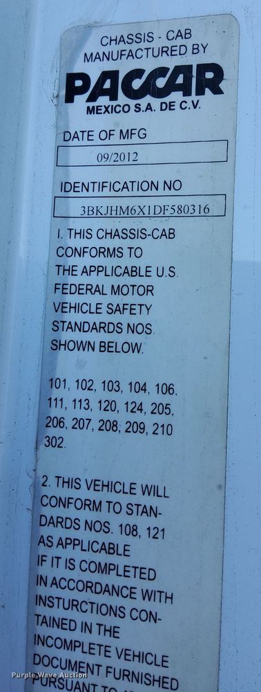 image for item DR7381 2013 Kenworth K370  box truck