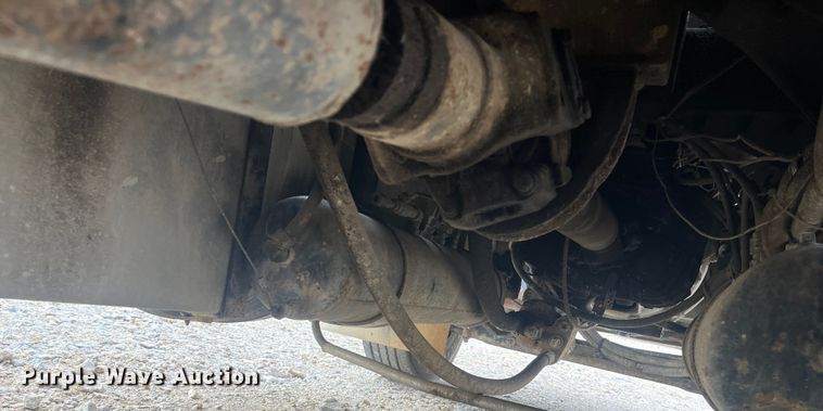 image for item DR7409 1990 Kenworth T800  dump truck