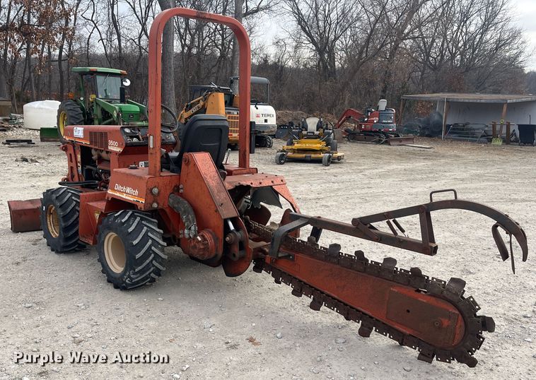 image for item DR7411 1993 Ditch Witch 3500DD  trencher