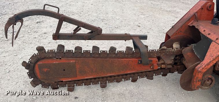 image for item DR7411 1993 Ditch Witch 3500DD  trencher