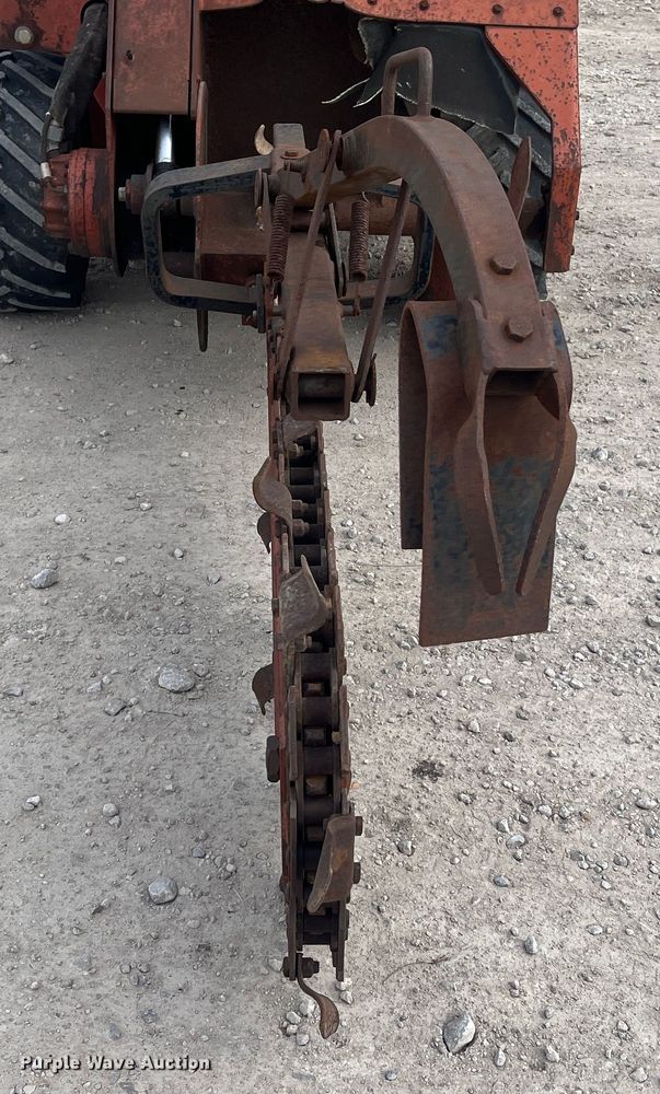 image for item DR7411 1993 Ditch Witch 3500DD  trencher