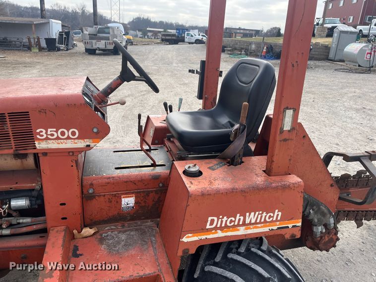 image for item DR7411 1993 Ditch Witch 3500DD  trencher
