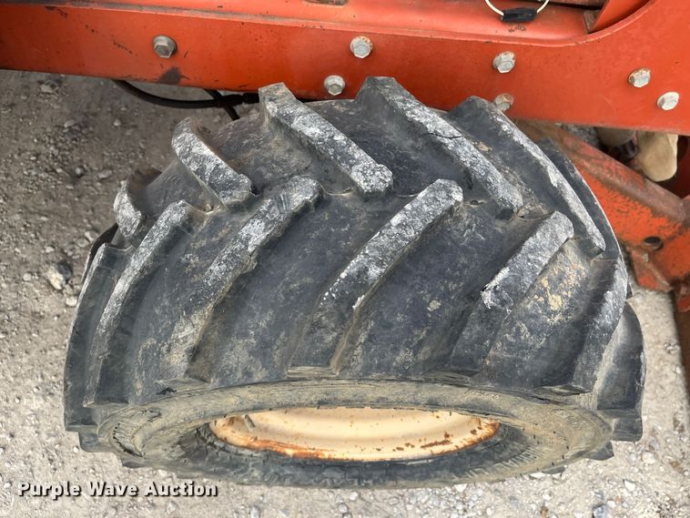 image for item DR7411 1993 Ditch Witch 3500DD  trencher