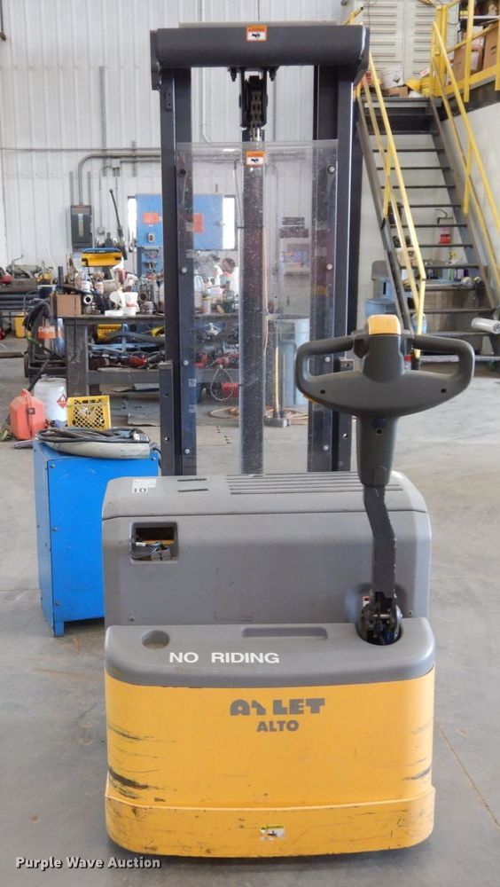 image for item DS1476 2010 Atlet PSH160ST320  forklift