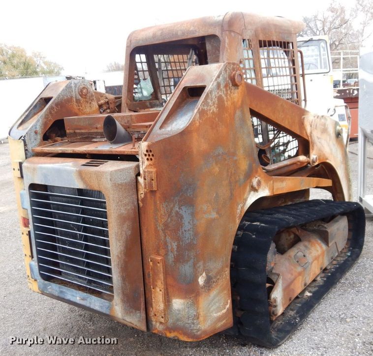 image for item DS1537 Gehl RT175  tracked skid steer loader