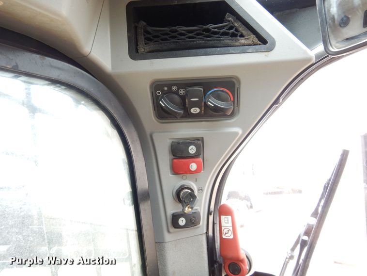 image for item DS1538 2018 Caterpillar 289D  tracked skid steer loader