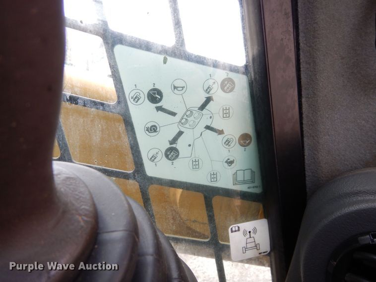 image for item DS1538 2018 Caterpillar 289D  tracked skid steer loader