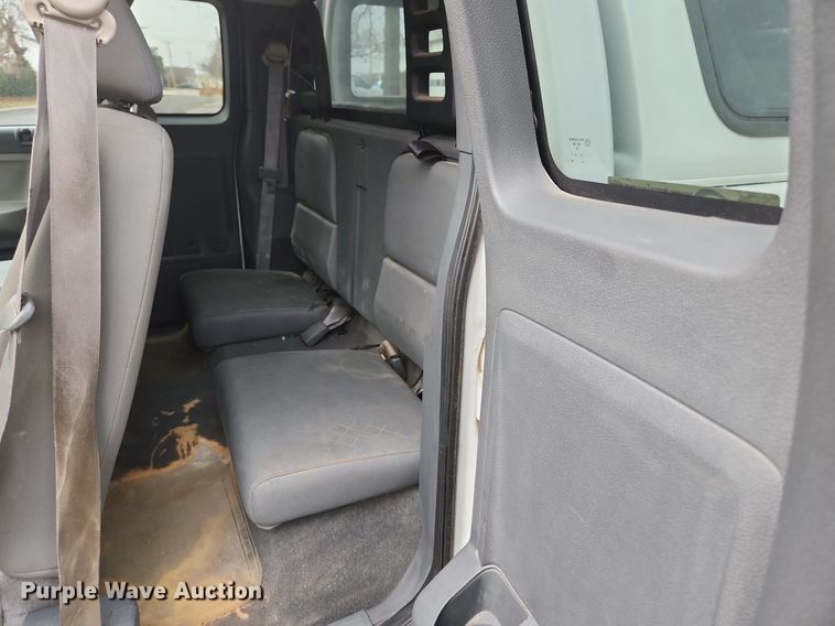 image for item EA9437 2006 Dodge Dakota SLT  Club Cab pickup truck