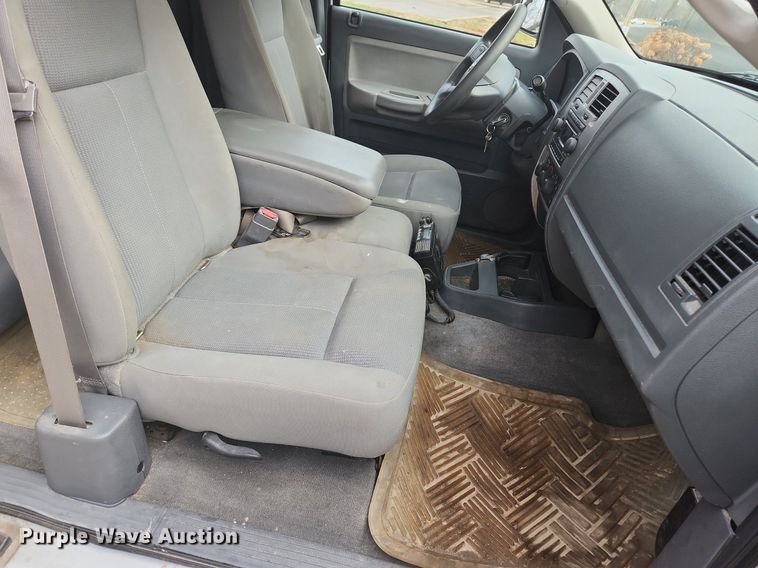 image for item EA9437 2006 Dodge Dakota SLT  Club Cab pickup truck