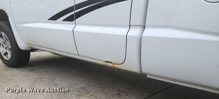 image for item EA9437 2006 Dodge Dakota SLT  Club Cab pickup truck