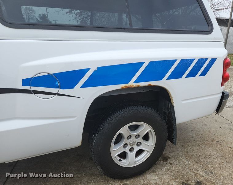 image for item EA9437 2006 Dodge Dakota SLT  Club Cab pickup truck