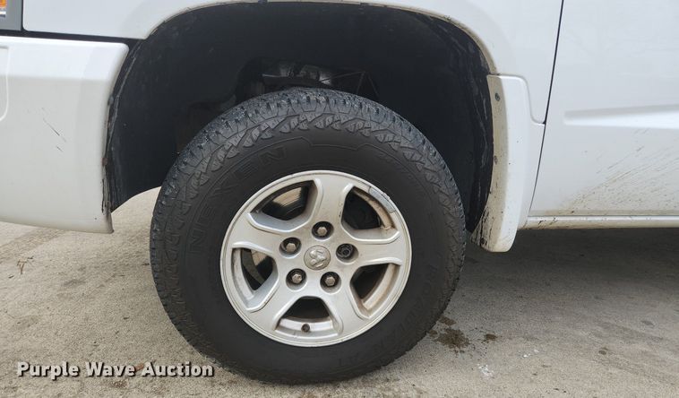 image for item EA9437 2006 Dodge Dakota SLT  Club Cab pickup truck