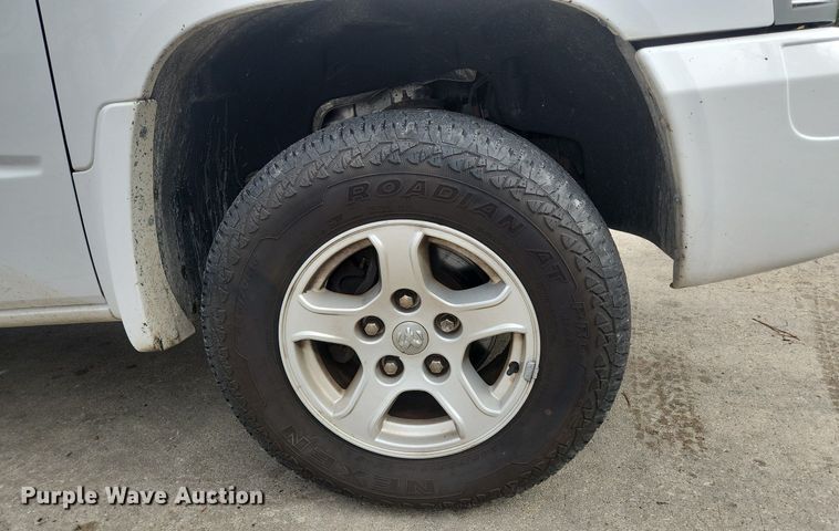 image for item EA9437 2006 Dodge Dakota SLT  Club Cab pickup truck