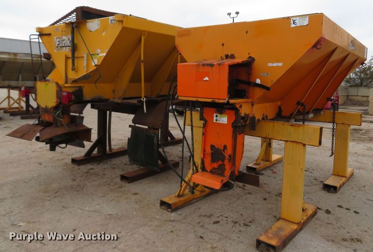 image for item FB9829 (2) spreader beds