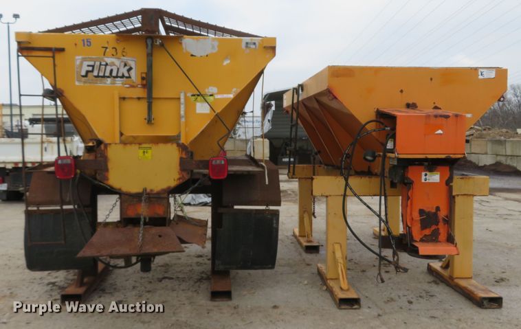 image for item FB9829 (2) spreader beds