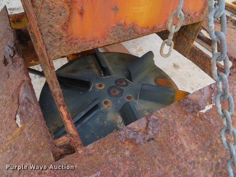 image for item FB9829 (2) spreader beds