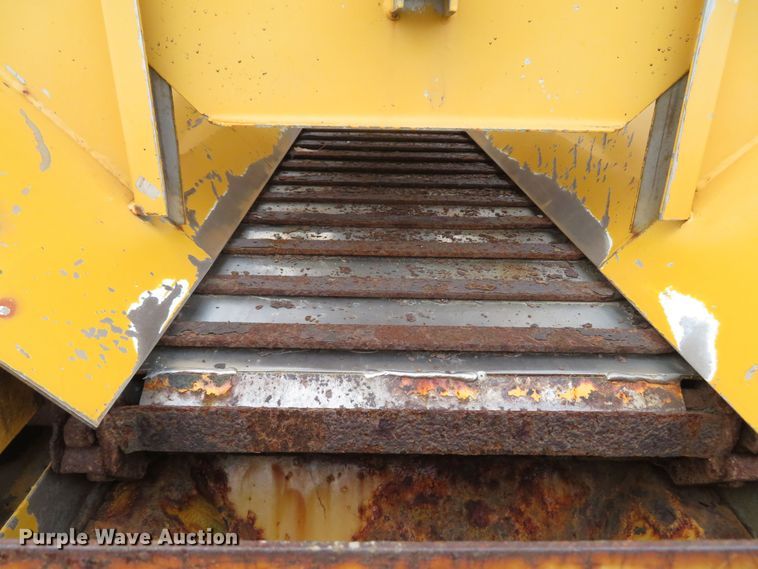 image for item FB9829 (2) spreader beds