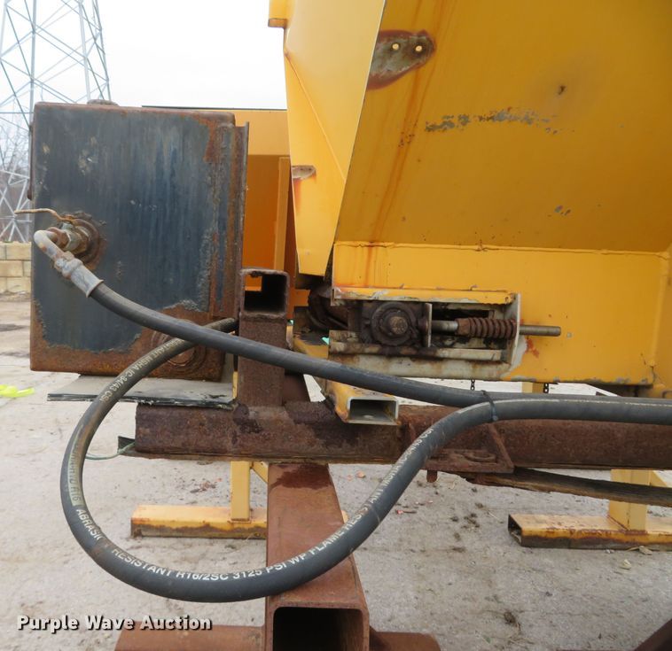 image for item FB9829 (2) spreader beds