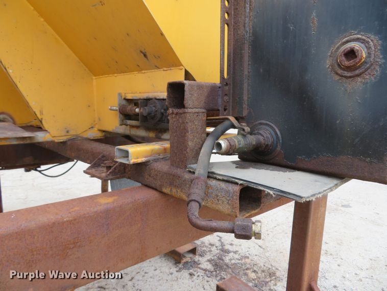 image for item FB9829 (2) spreader beds