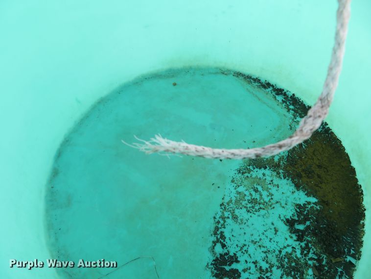 image for item FB9830 (3) poly tanks