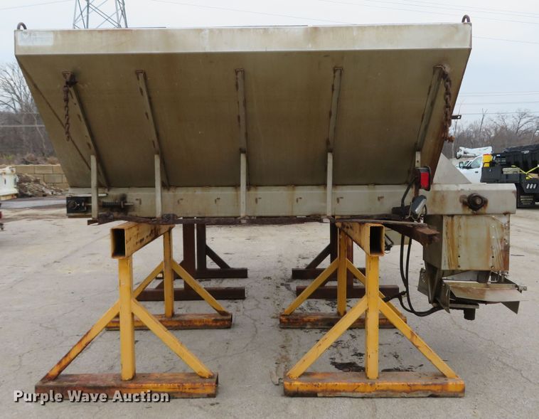 image for item FB9831 (2) Swenson spreader beds