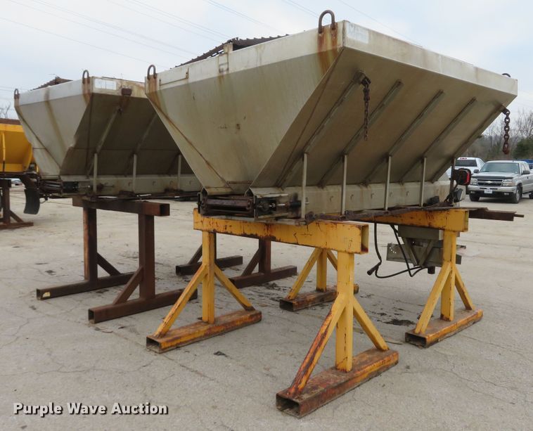 image for item FB9831 (2) Swenson spreader beds