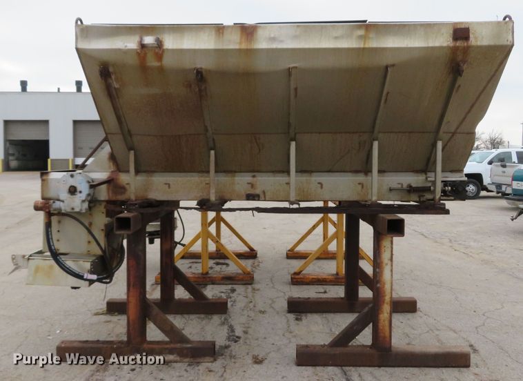 image for item FB9831 (2) Swenson spreader beds