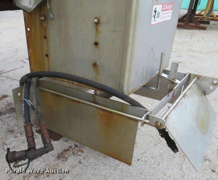 image for item FB9831 (2) Swenson spreader beds