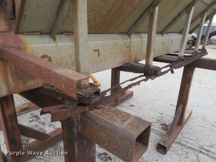 image for item FB9831 (2) Swenson spreader beds