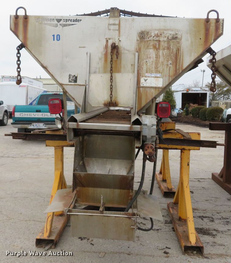 image for item FB9831 (2) Swenson spreader beds