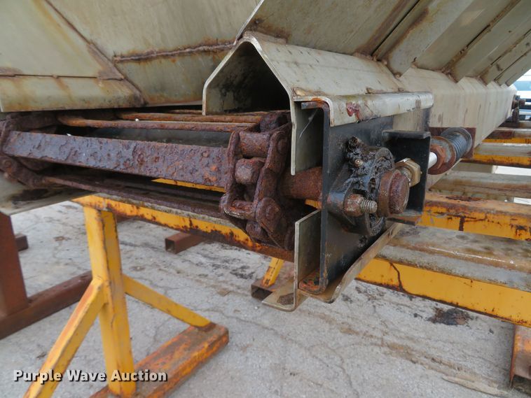 image for item FB9831 (2) Swenson spreader beds