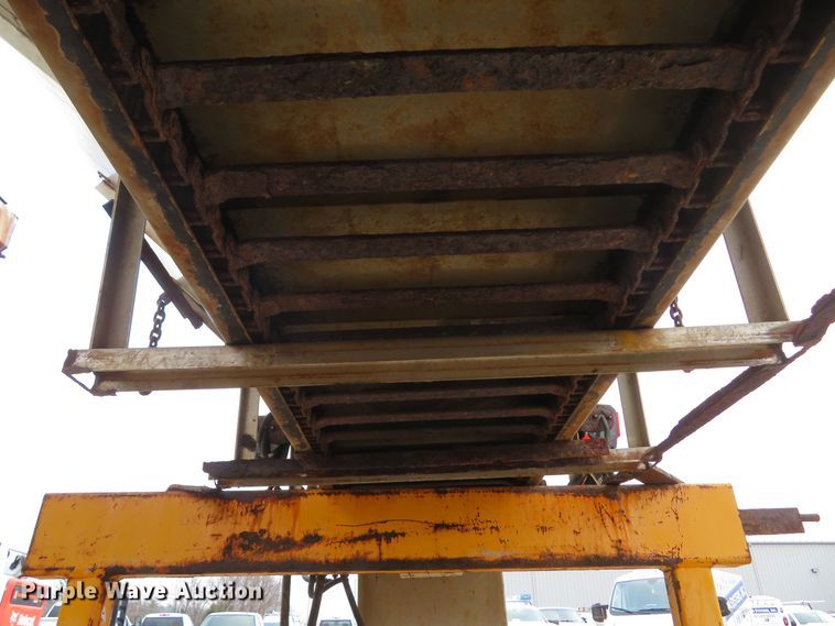 image for item FB9831 (2) Swenson spreader beds